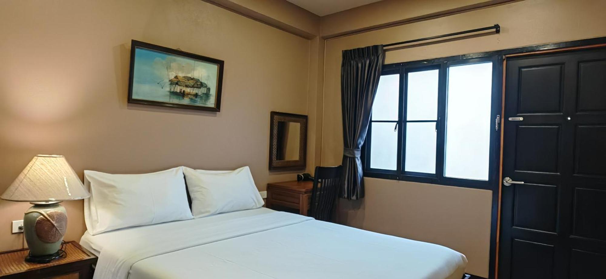 Hoh Guesthouse Chiang Mai Exterior photo